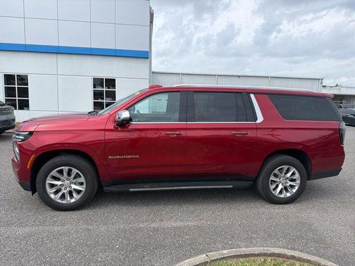 2025 Chevrolet Suburban Premier