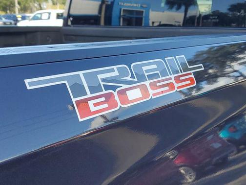 2024 Chevrolet Silverado 1500 Custom Trail Boss