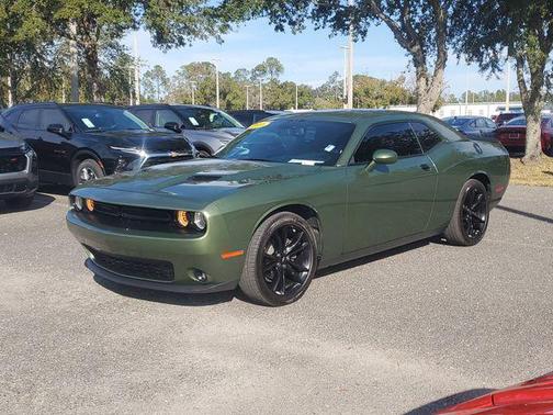 2018 Dodge Challenger SXT