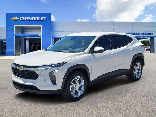 Summit White 2026 Chevrolet Trax LS