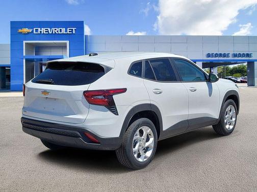 Summit White 2026 Chevrolet Trax LS