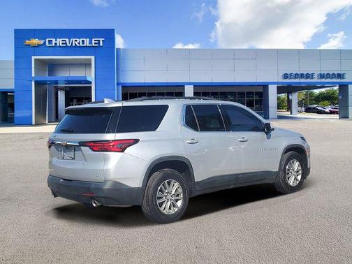 2022 Chevrolet Traverse LT Leather