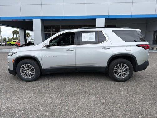 2022 Chevrolet Traverse LT Leather