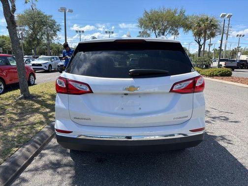 Iridescent Pearl Tricoat 2021 Chevrolet Equinox Premier w/1LZ