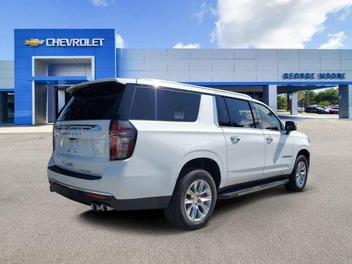 2024 Chevrolet Suburban Premier