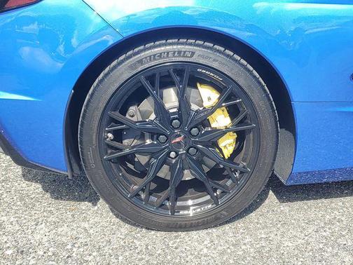 2023 Chevrolet Corvette Stingray w/1LT