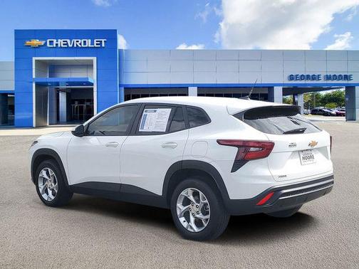 2024 Chevrolet Trax LS