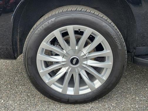 2024 Cadillac Escalade ESV Luxury