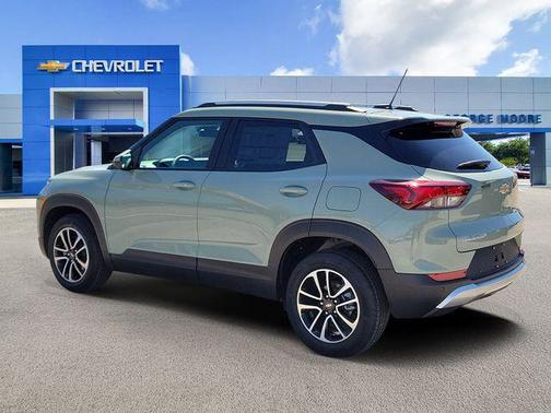 Cacti Green 2026 Chevrolet Trailblazer LT