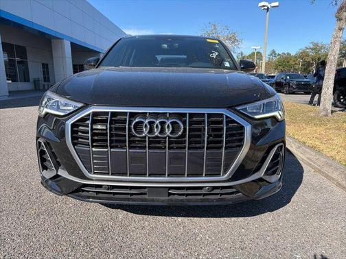 2023 Audi Q3 Premium 45 TFSI S line quattro Tiptronic