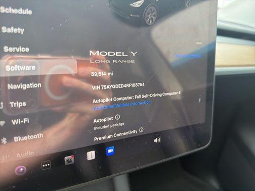 2024 Tesla Model Y Long Range Dual Motor All-Wheel Drive