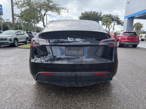 2024 Tesla Model Y Long Range Dual Motor All-Wheel Drive
