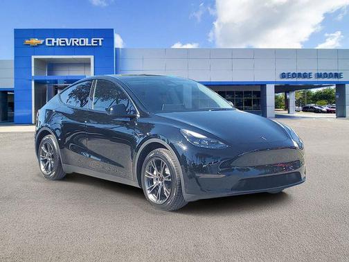 2024 Tesla Model Y Long Range Dual Motor All-Wheel Drive