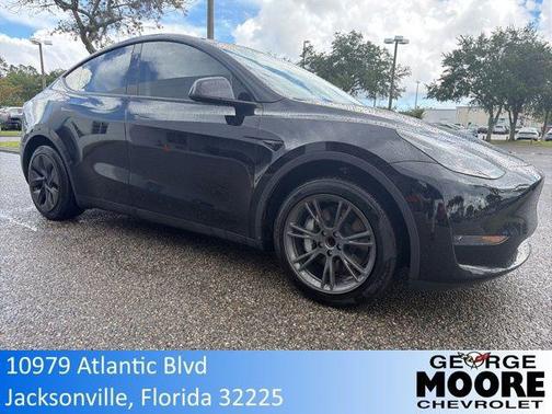 2024 Tesla Model Y Long Range Dual Motor All-Wheel Drive