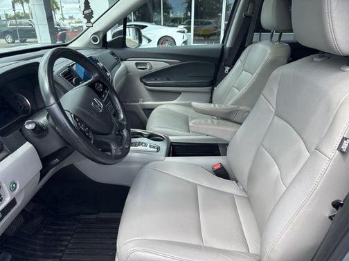 2022 Honda Pilot 2WD Special Edition