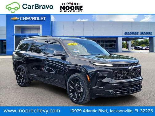 Mosaic Black Metallic 2025 Chevrolet Traverse RS