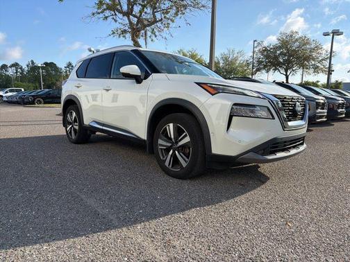 2022 Nissan Rogue SL