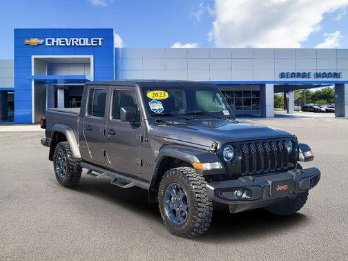 2023 Jeep Gladiator Willys 4x4