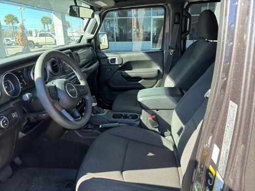 2023 Jeep Gladiator Willys 4x4