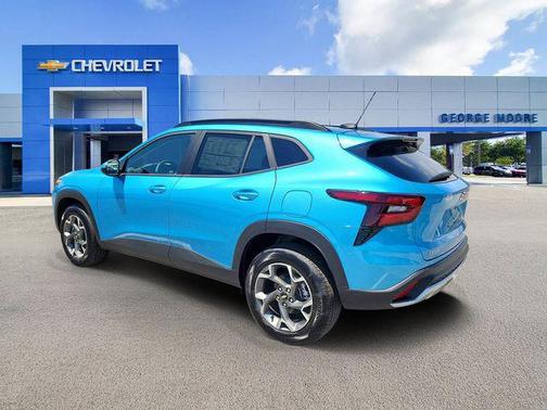Marina Blue Metallic 2026 Chevrolet Trax LT