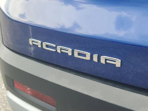 2023 GMC Acadia FWD SLE
