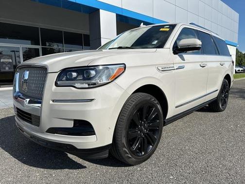 2023 Lincoln Navigator Reserve