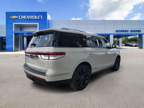 2023 Lincoln Navigator Reserve