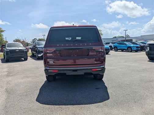 2022 Jeep Wagoneer Series III 4x4