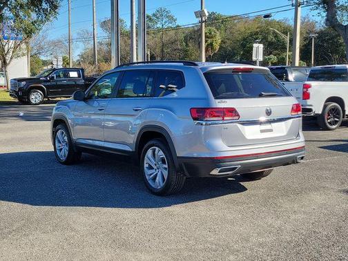 2022 Volkswagen Atlas 2.0T SE w/Technology