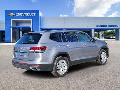 2022 Volkswagen Atlas 2.0T SE w/Technology