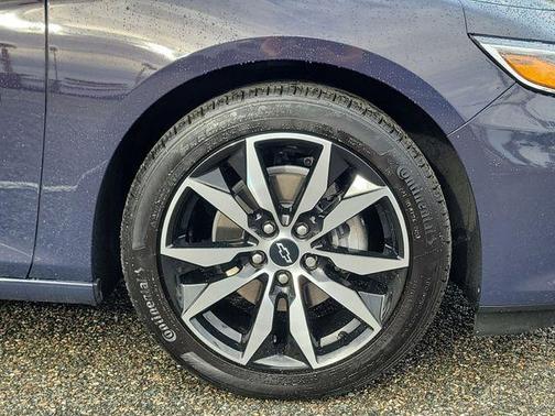 2025 Chevrolet Malibu FWD RS