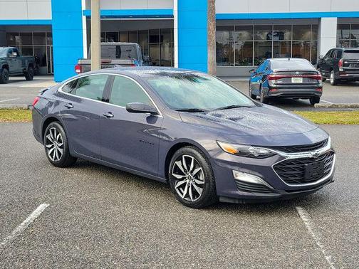 2025 Chevrolet Malibu FWD RS