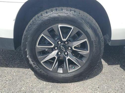 2021 Chevrolet Suburban 4WD Z71