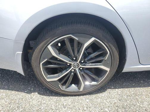 2024 Nissan Altima SR FWD