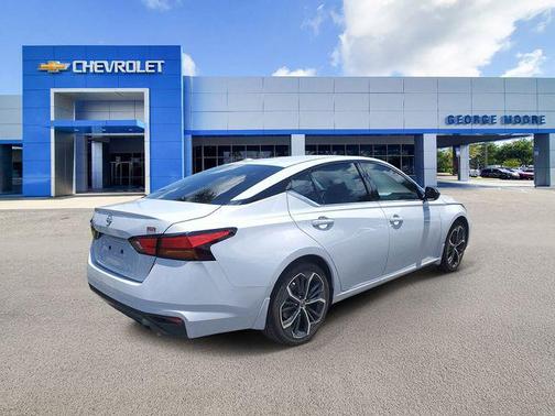 2024 Nissan Altima SR FWD