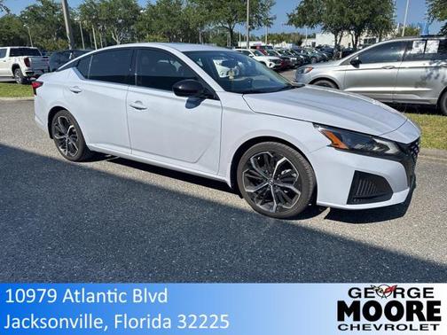 2024 Nissan Altima SR FWD