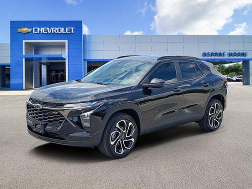 Mosaic Black Metallic 2026 Chevrolet Trax FWD 2RS