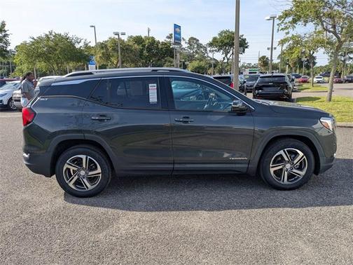 2021 GMC Terrain SLT