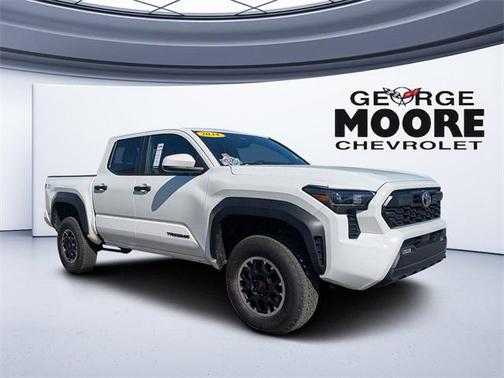 2024 Toyota Tacoma TRD Off-Road