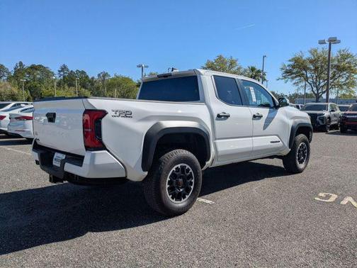 2024 Toyota Tacoma TRD Off-Road