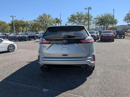 2020 Ford Edge ST