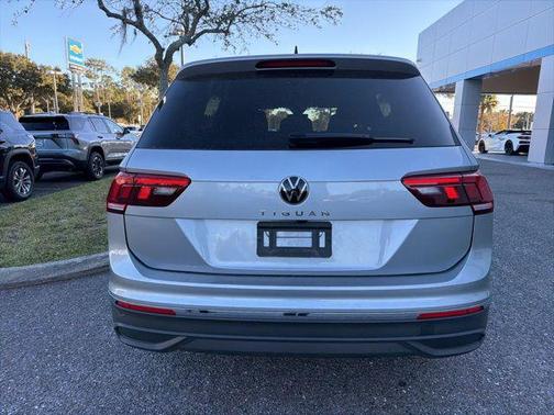 2024 Volkswagen Tiguan 2.0T S