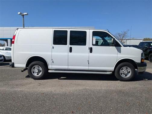 2022 Chevrolet Express 2500 RWD 2500 Regular Wheelbase WT