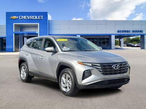 2023 Hyundai TUCSON SE