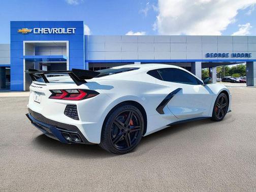 Arctic White 2026 Chevrolet Corvette Stingray w/1LT