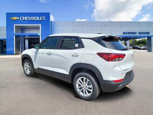 Summit White 2026 Chevrolet Trailblazer LS