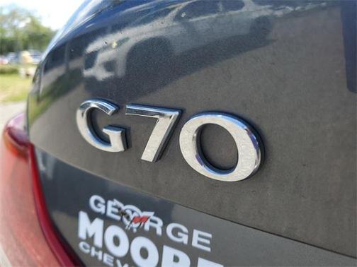2020 Genesis G70 2.0T RWD Manual