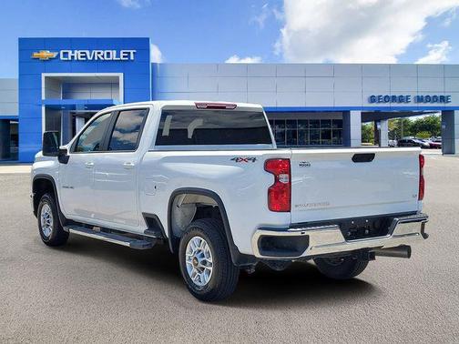 Summit White 2025 Chevrolet Silverado 2500 LT