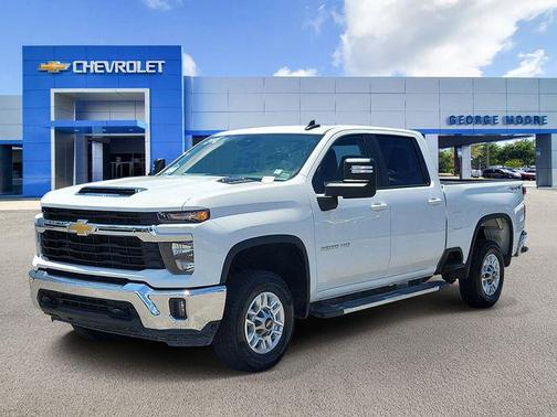 Summit White 2025 Chevrolet Silverado 2500 LT