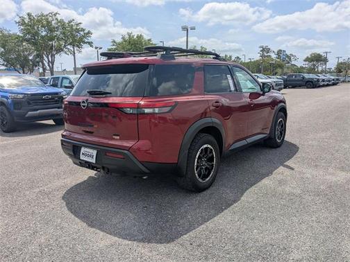 2023 Nissan Pathfinder Rock Creek 4WD